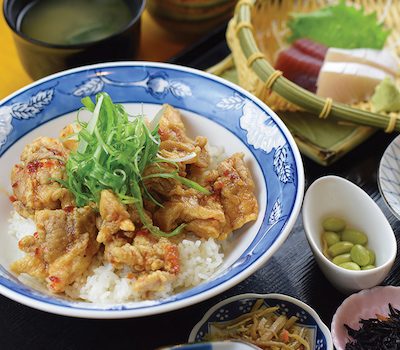 Spicy Chicken Bowl Gozen photo
